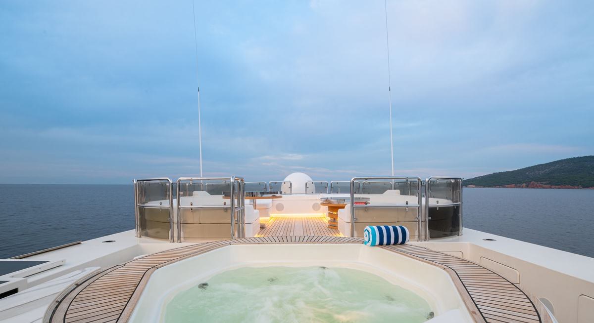 BARENTS yacht charter 2