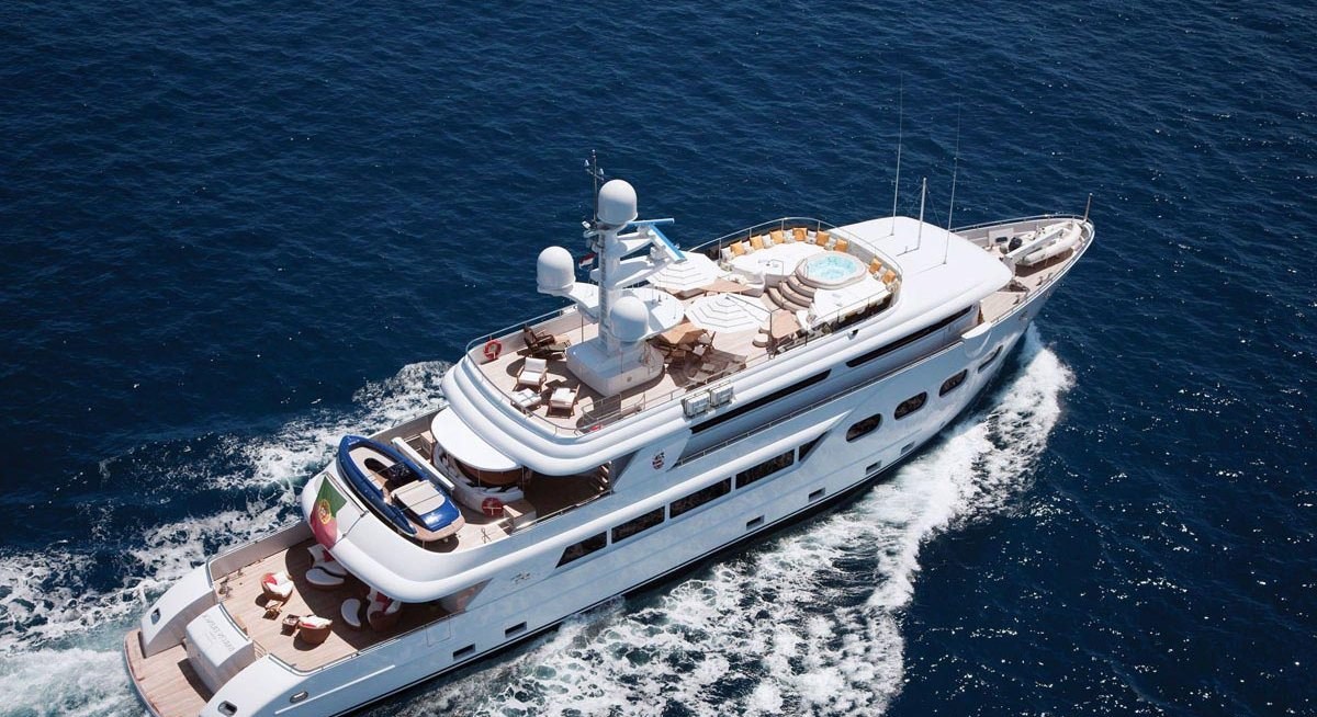 BARON TRENCK yacht charter 5