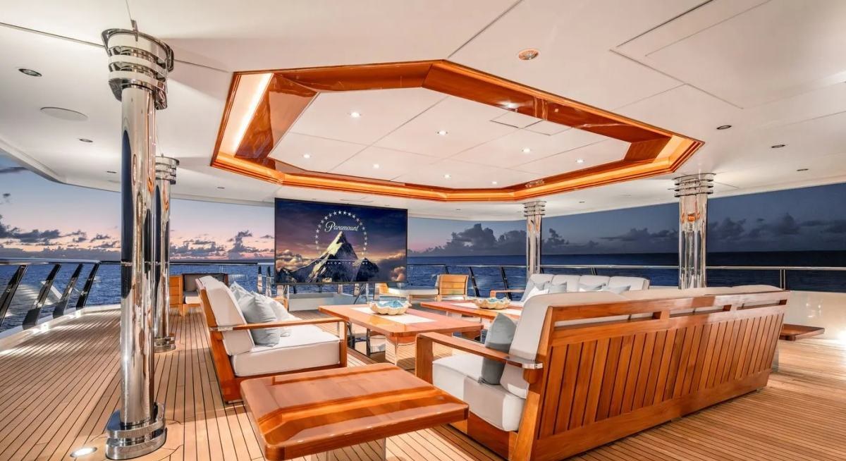 BATELLO yacht charter 2