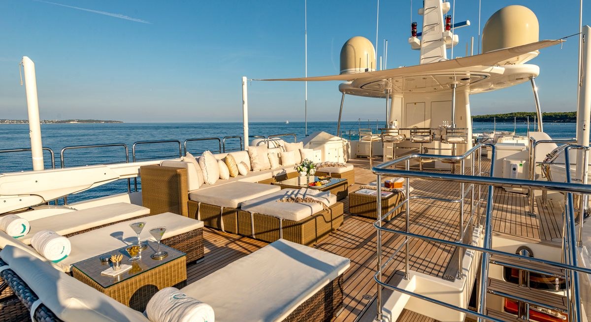 BEHIKE yacht charter 2