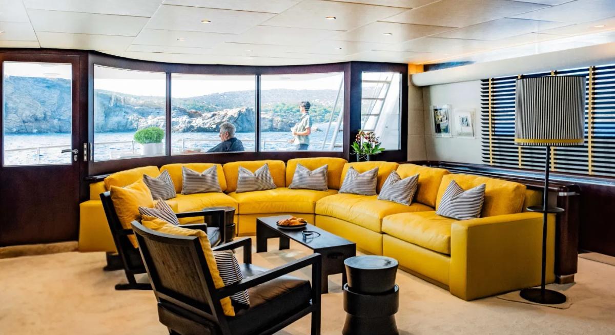 BELLINI yacht charter 4