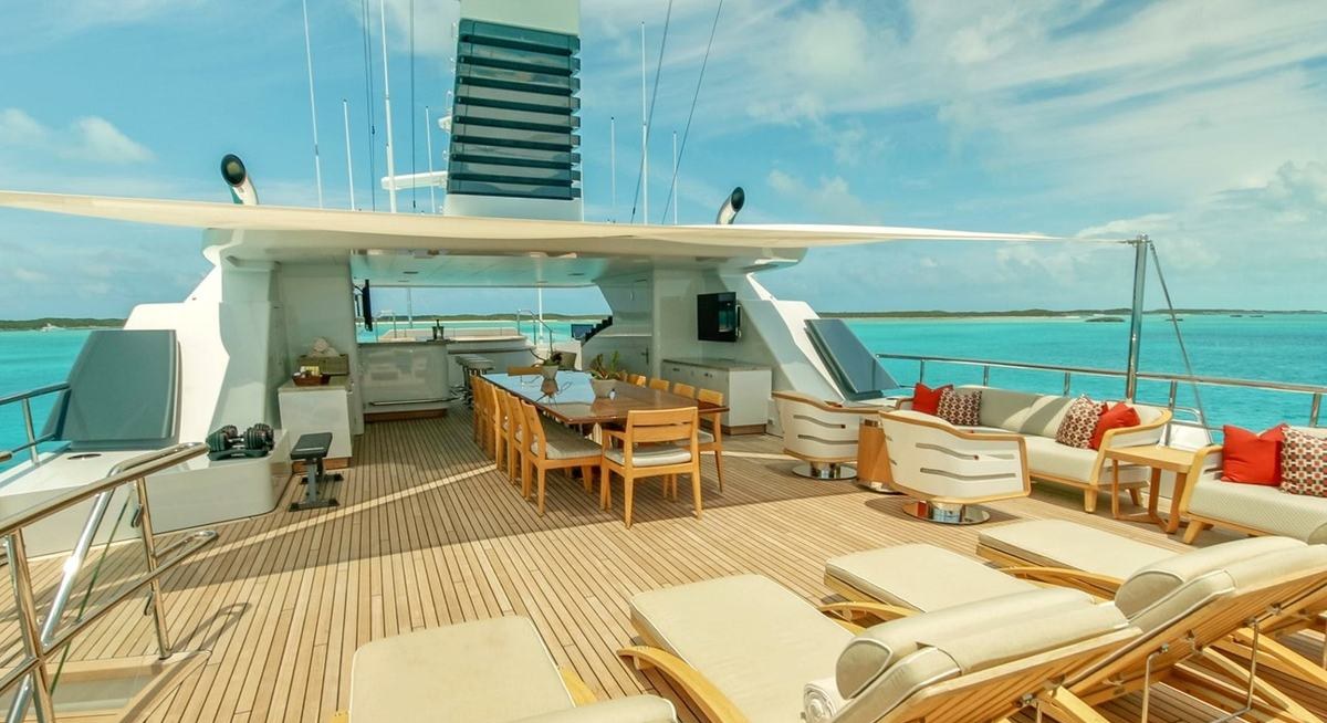 BEOWULF yacht charter 3