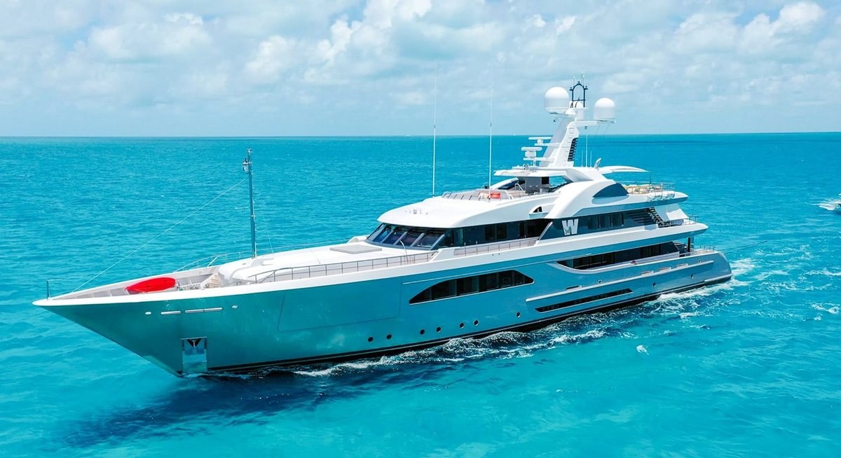 BEOWULF yacht charter 1
