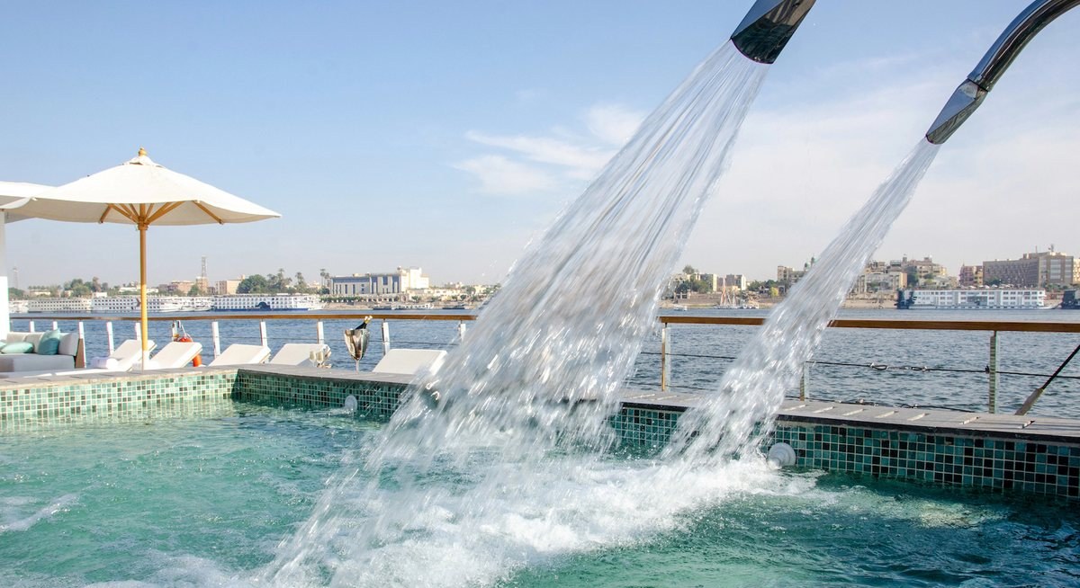 BERGE yacht charter 2