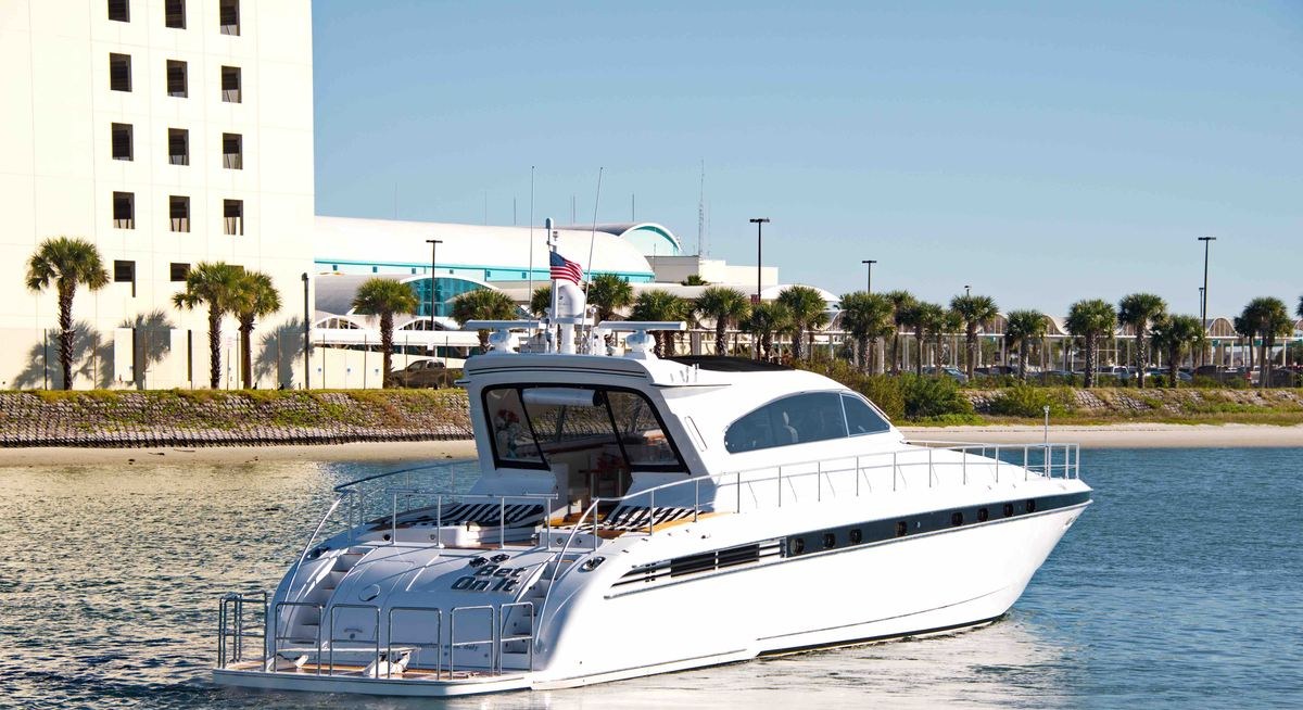 BET ON IT yacht charter 1