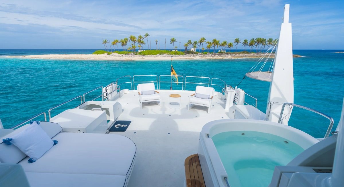 BETH ANN yacht charter 4