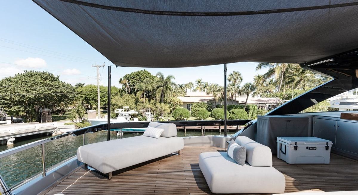 BEYOND BEYOND yacht charter 4