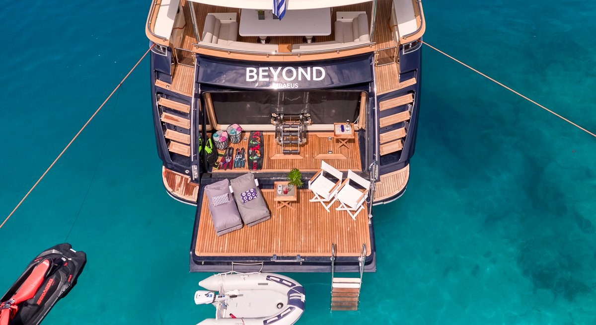 BEYOND yacht charter 5