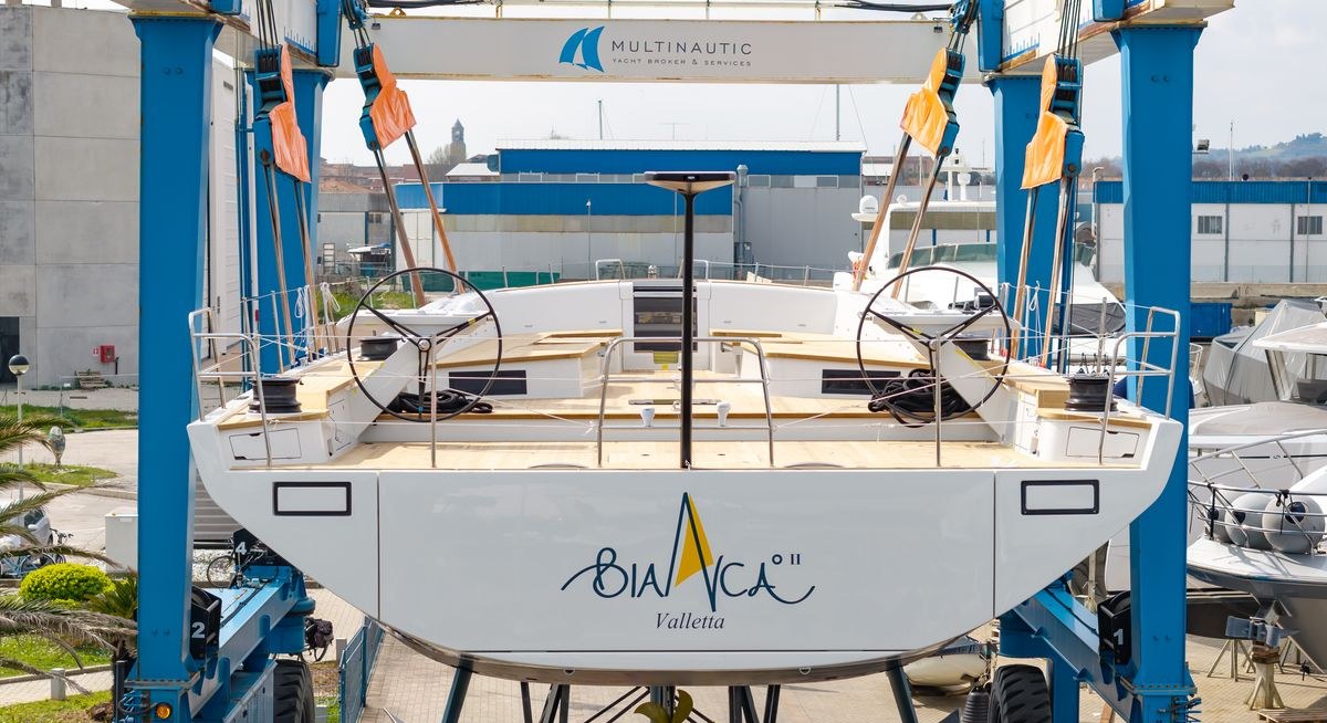 BIANCA II yacht charter 5