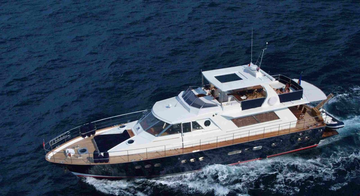 BIBO YACHT CHARTER yacht charter
