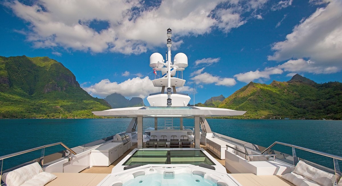 BIG FISH yacht charter 2