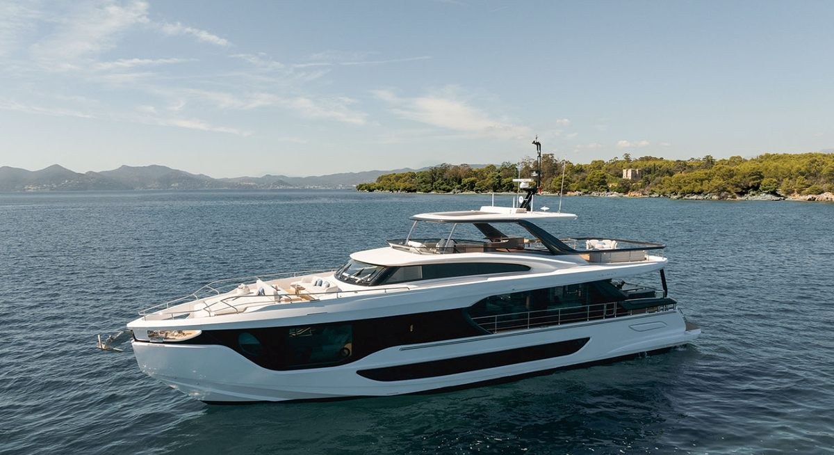 BK yacht charter 1