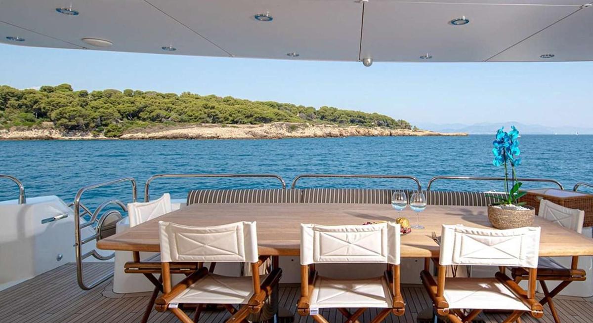 BLADE I yacht charter 4