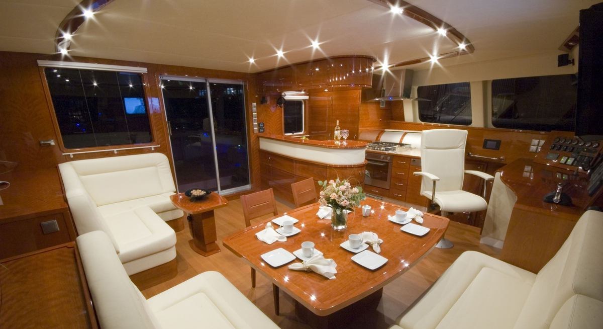 BLAZE II yacht charter 5