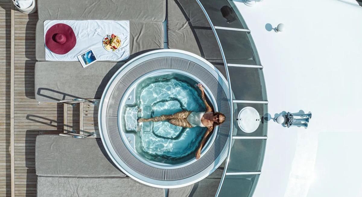 BLISS yacht charter 3