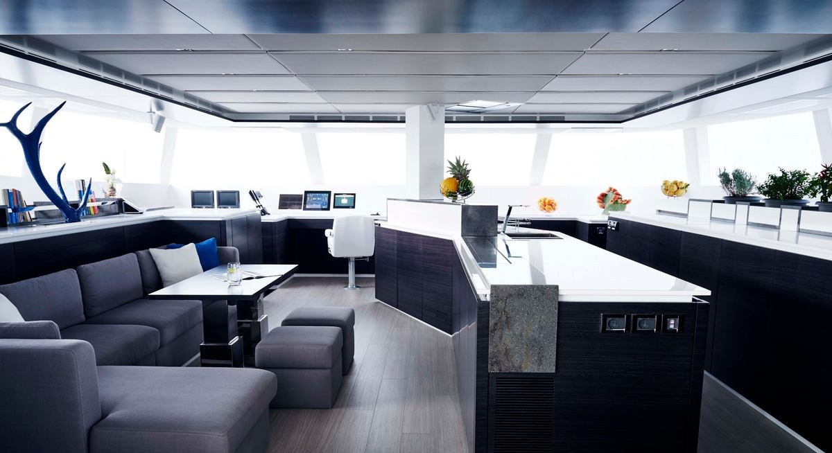 BLUE DEER yacht charter 3