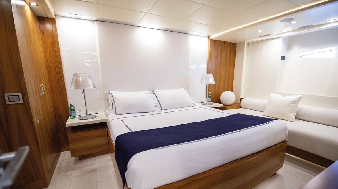 BLUE DEVIL yacht charter 4