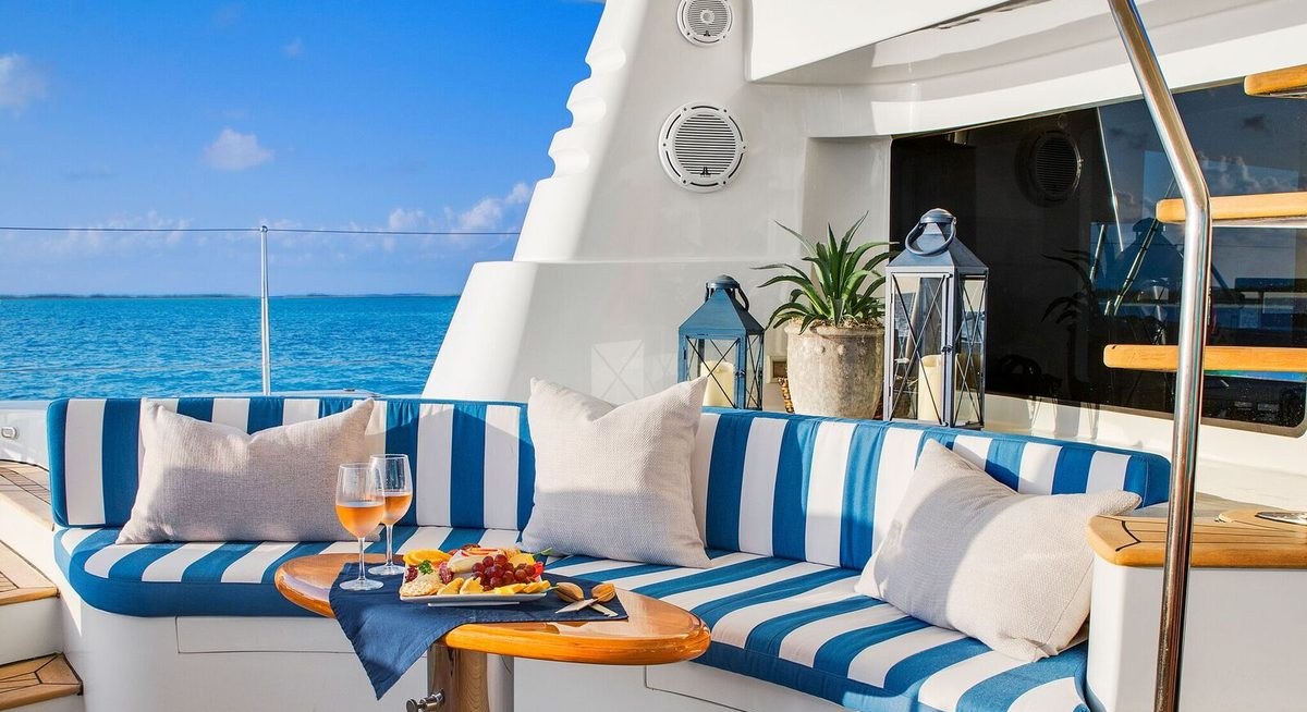 BLUE GRYPHON yacht charter 4