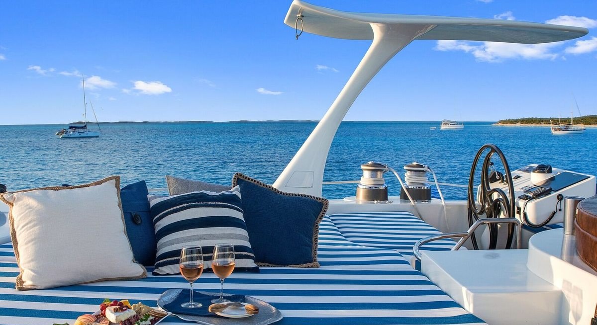 BLUE GRYPHON yacht charter 3