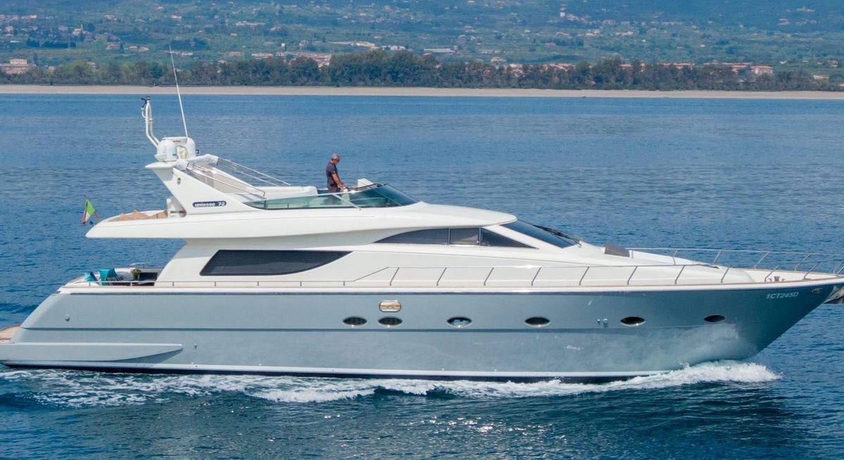BLUE ICE yacht charter 1