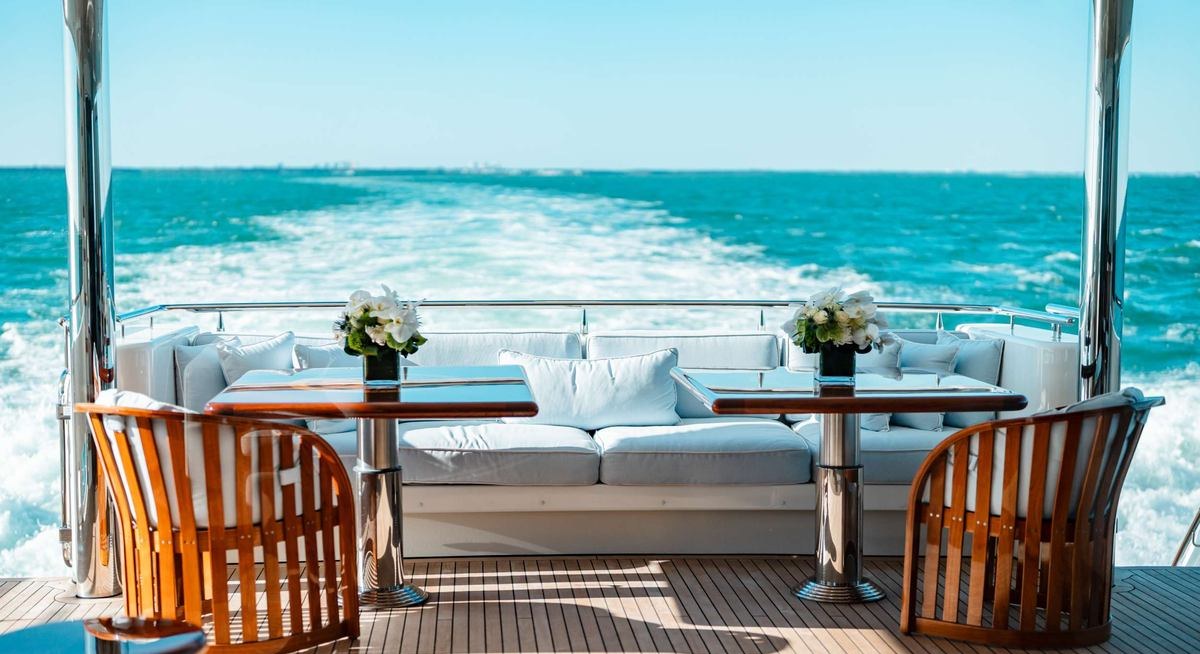 BLUE TIME yacht charter 5