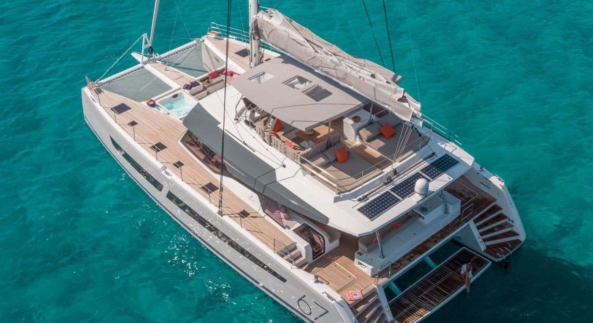 BLUESATION yacht charter 5