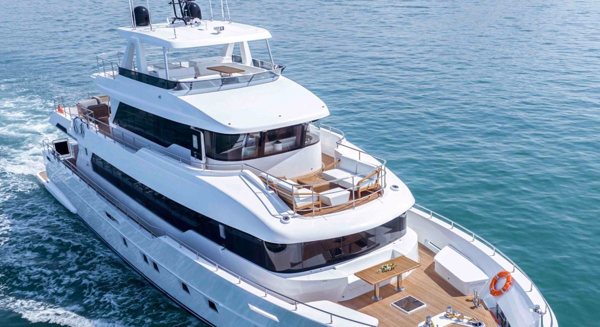 BLUESTONE 1 yacht charter 2