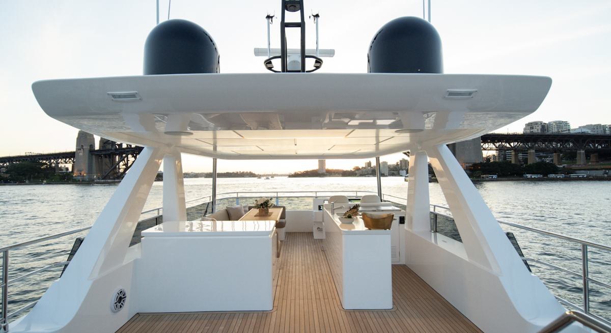 BLUESTONE 1 yacht charter 3