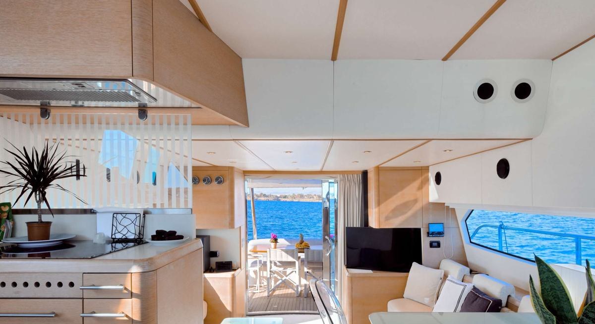 BLUEWAVE yacht charter 4