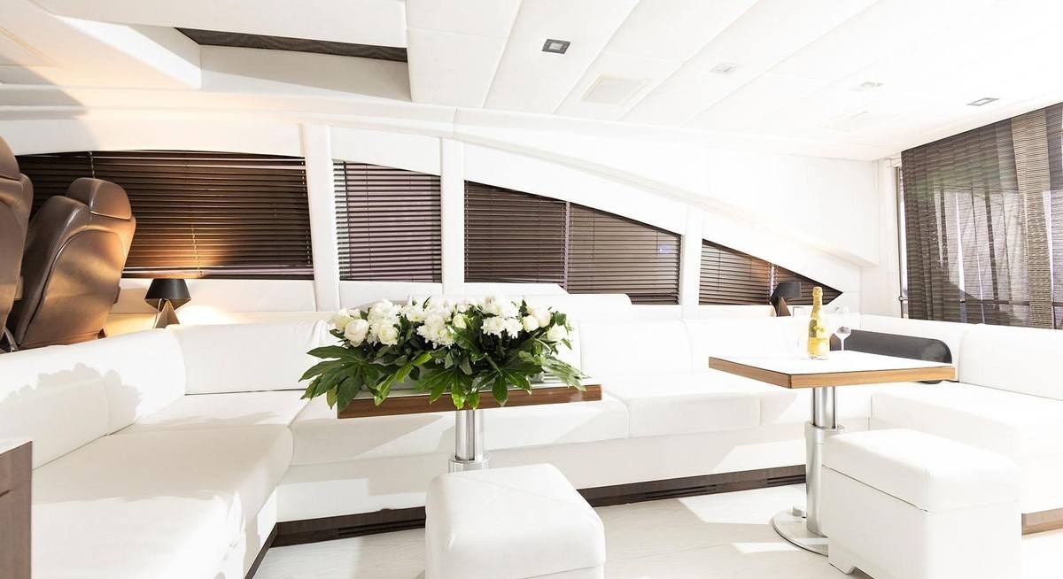 BOBY yacht charter 3