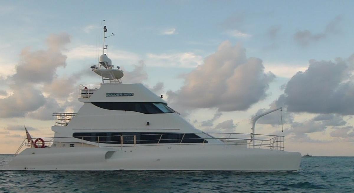 BOLDER WON yacht charter 3