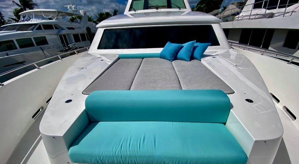 BRANDI WINE yacht charter 2