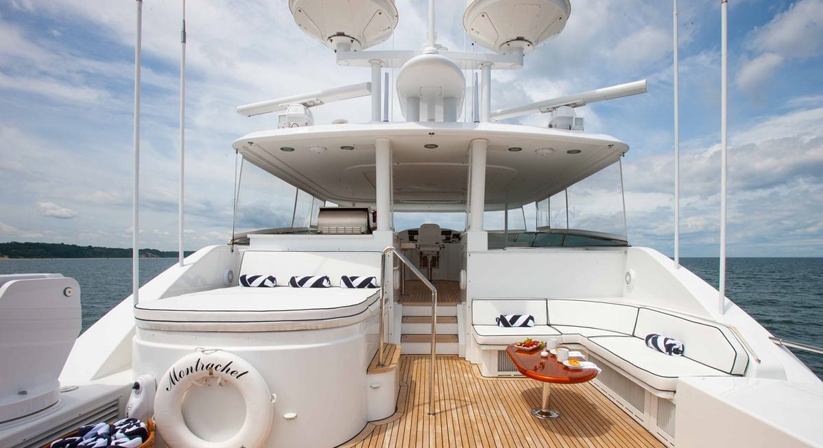 BRAVEHEART yacht charter 3