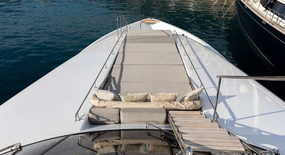 BROOKLYN yacht charter 2