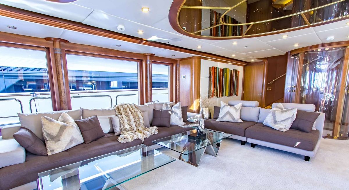 CABERNET yacht charter 4