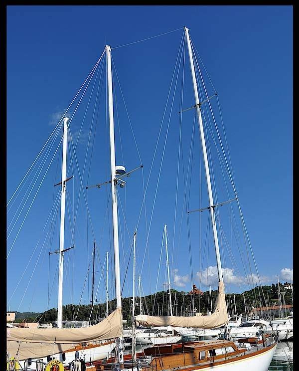 CADAMA yacht charter 3