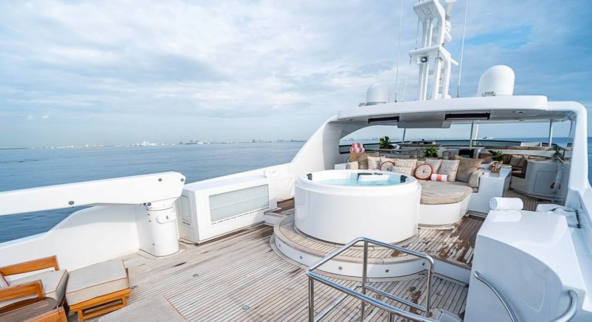 CAMILLE yacht charter 3