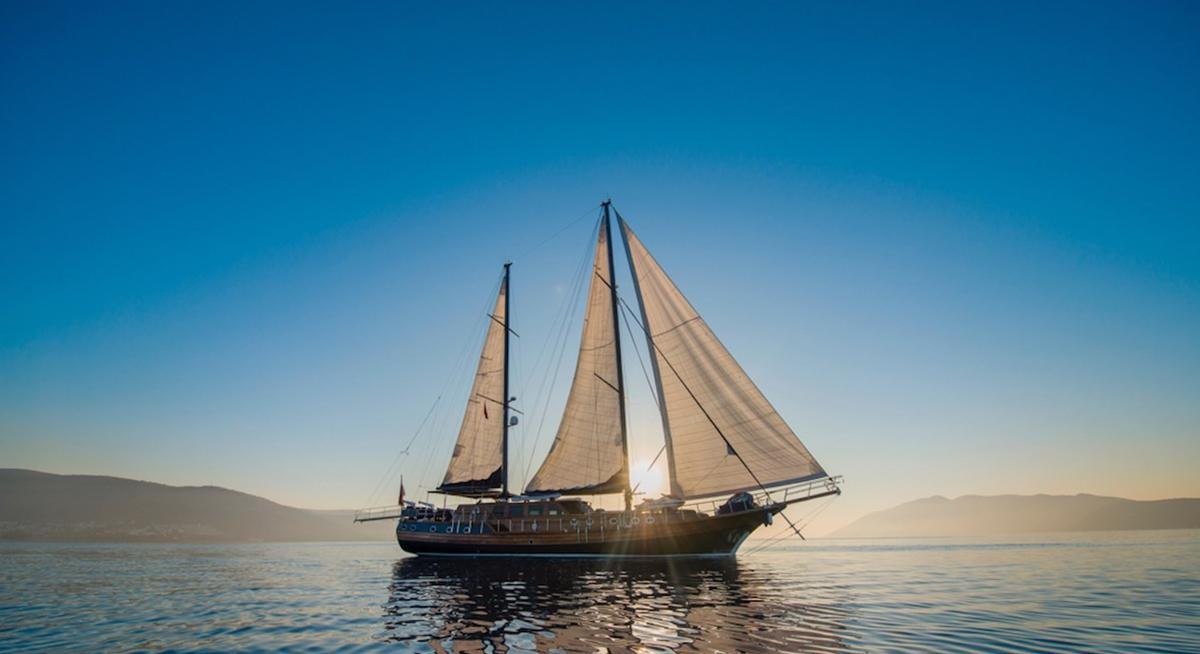 CAPRICORN 1 yacht charter 1