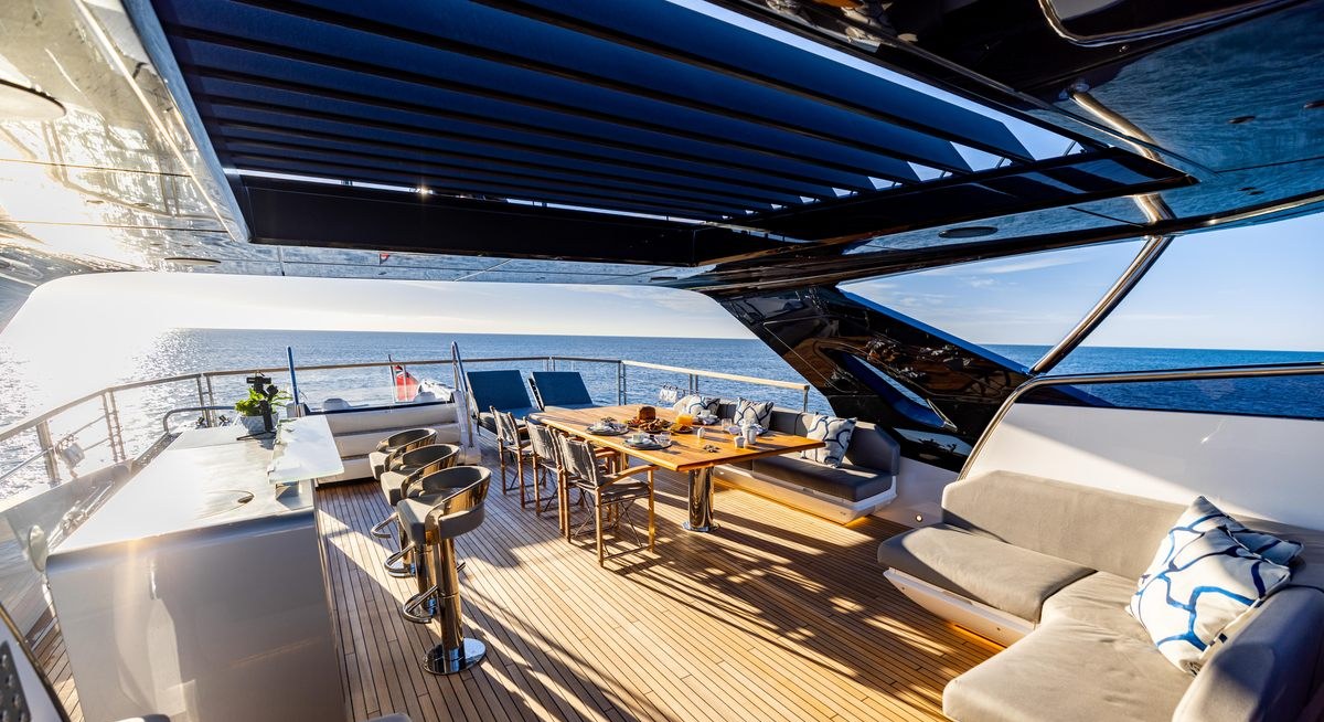 CARPE DIEM yacht charter 4
