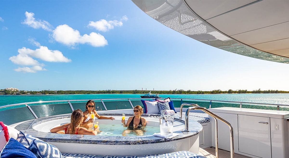 CARTE BLANCHE yacht charter 2