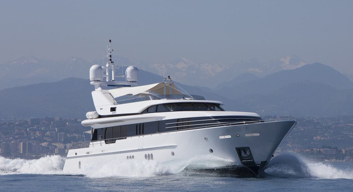 CASERTA YACHT CHARTER yacht charter