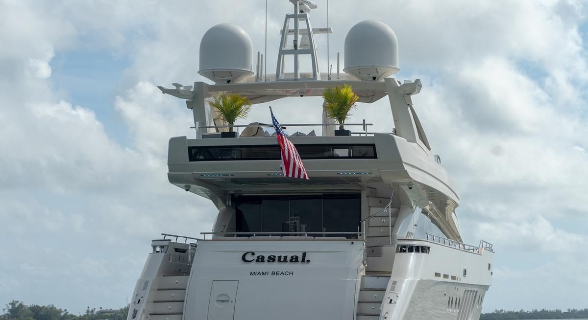 CASUAL yacht charter 5