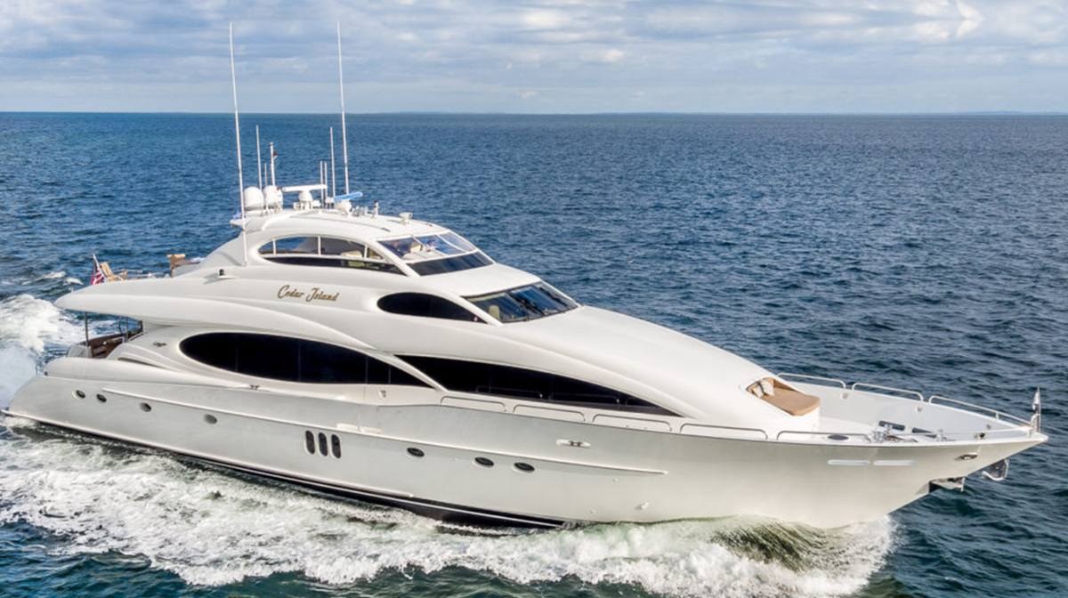 CEDAR ISLAND yacht charter 1