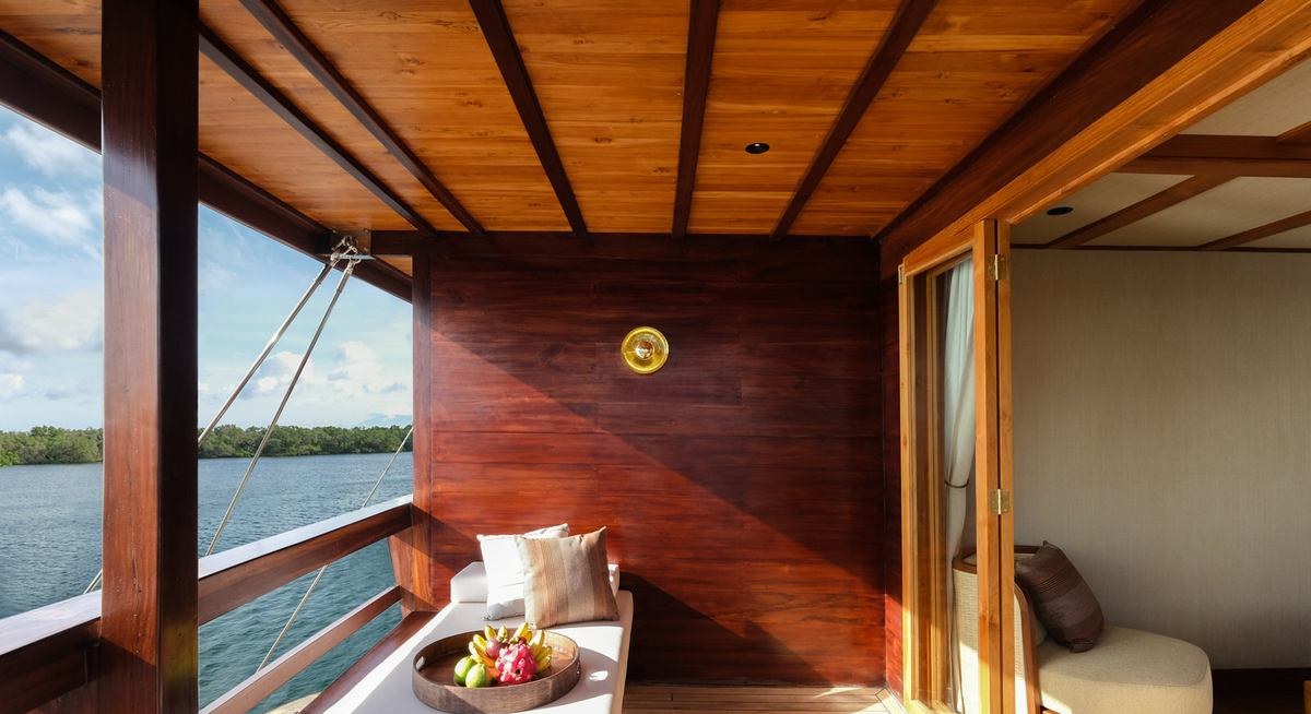 CELESTIA yacht charter 5