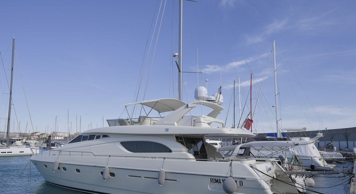 CELINE YACHT CHARTER yacht charter