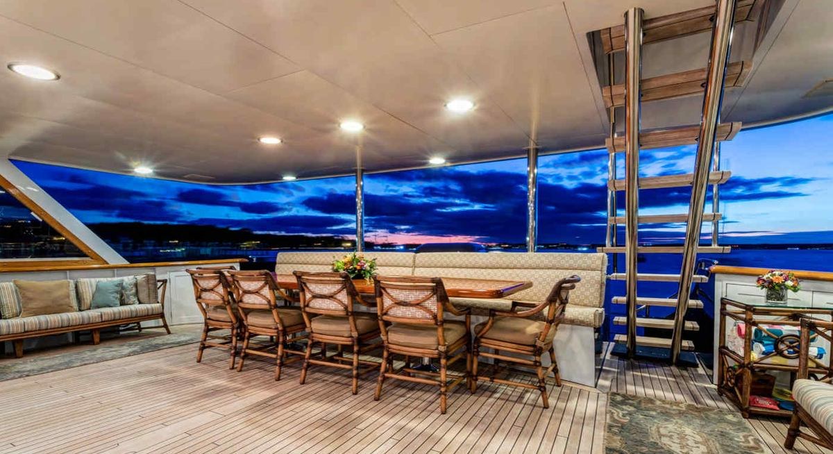 CHANTAL MA VIE yacht charter 4