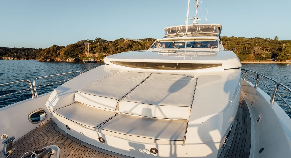 CHAOS yacht charter 2