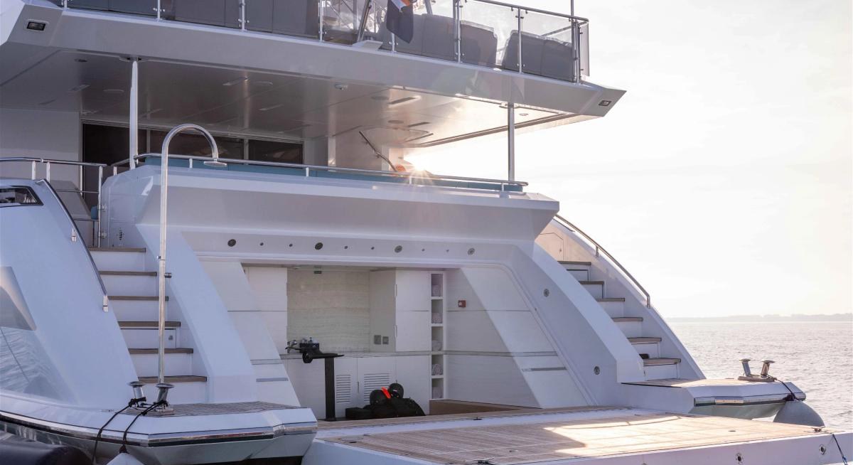 CHARADE yacht charter 5