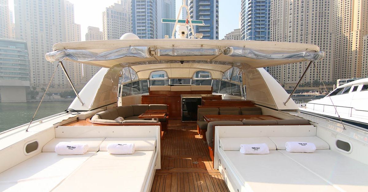 CHARISMA yacht charter 2
