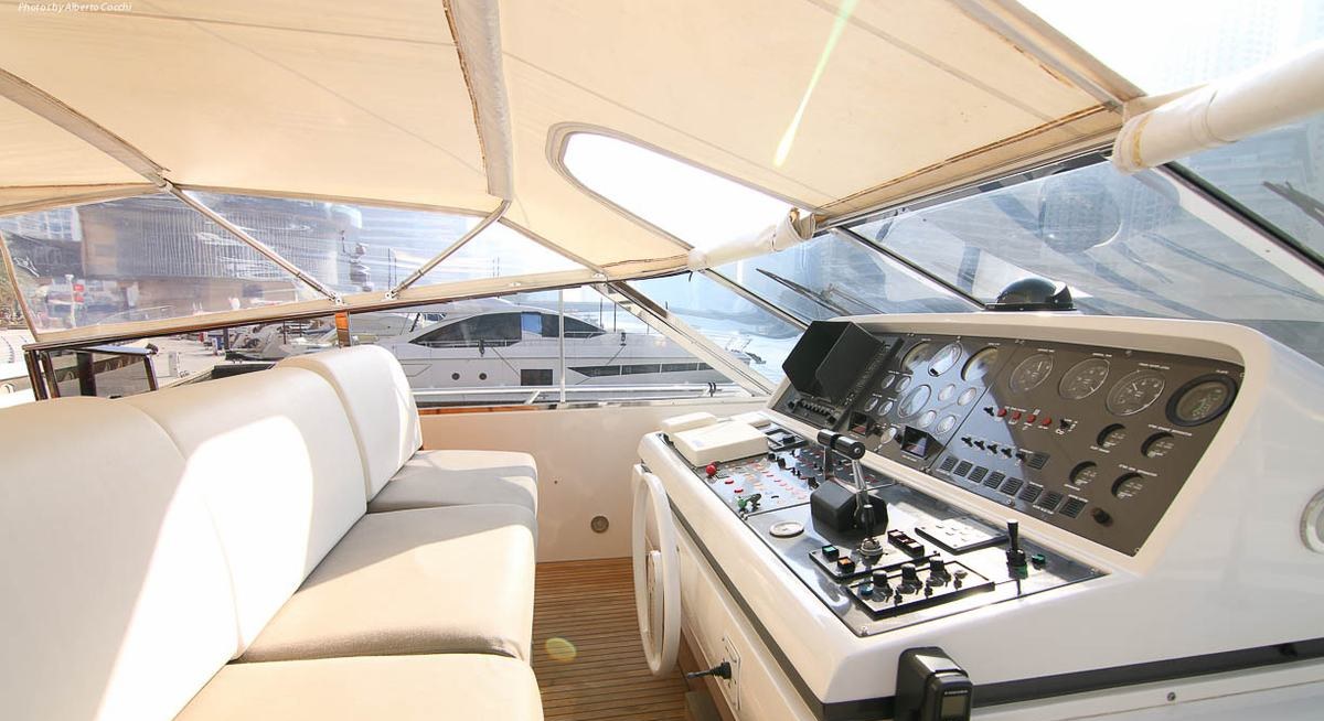 CHARISMA yacht charter 3